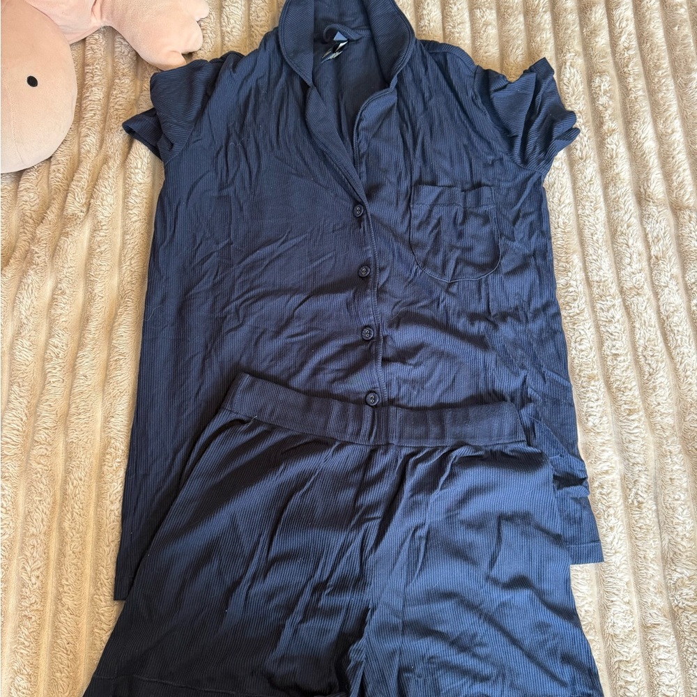 SKIMS short Pajama set